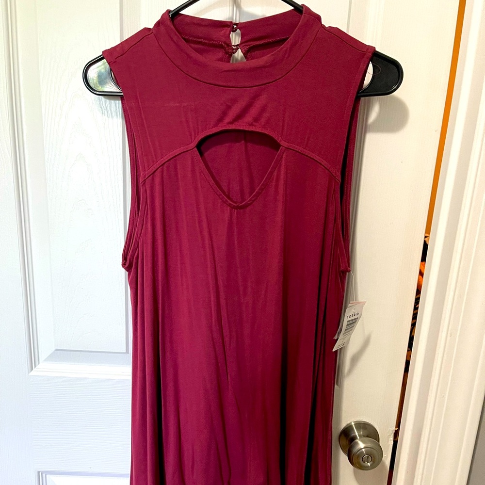 NWT sleeveless torrid shirt red/burgundy size 0